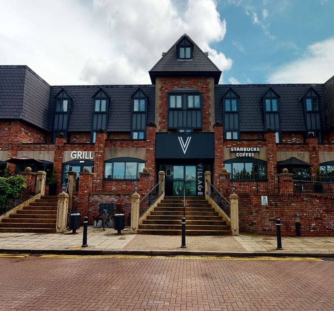 photo de Village Hotel Warrington