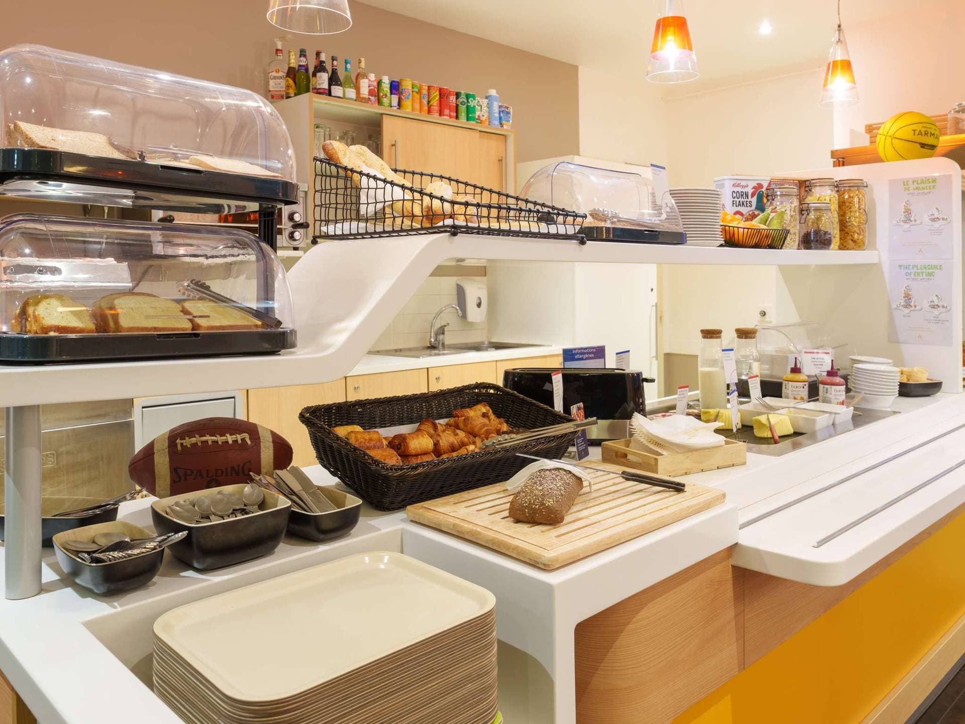 Ibis budget Saint-Quentin Centre Gare 9