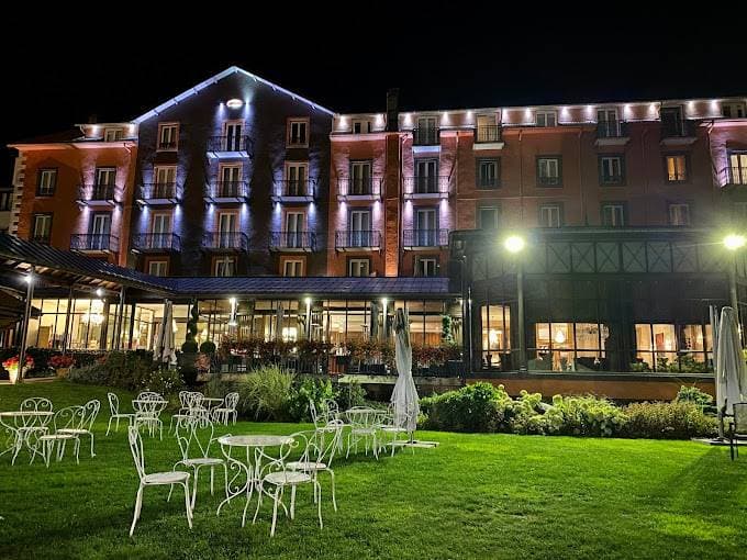 Le Grand Hôtel et Spa 3