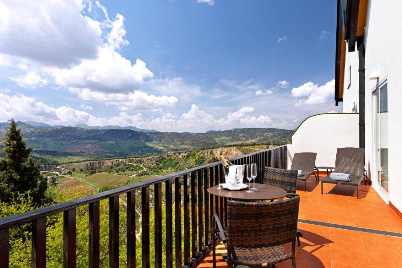 Hotel Catalonia Reina Victoria Wellness & Spa 10