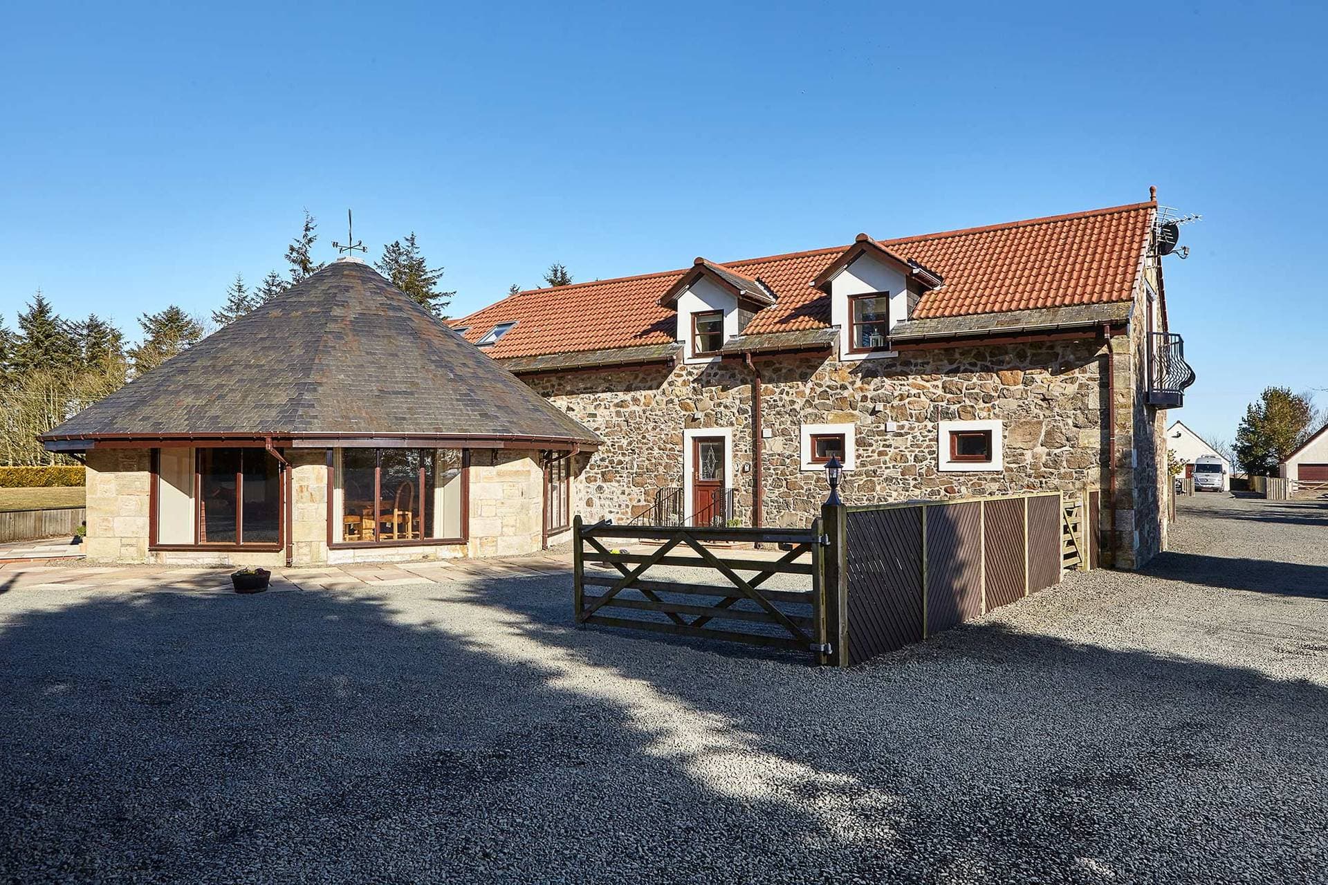 Hawkswood Country Estate 3