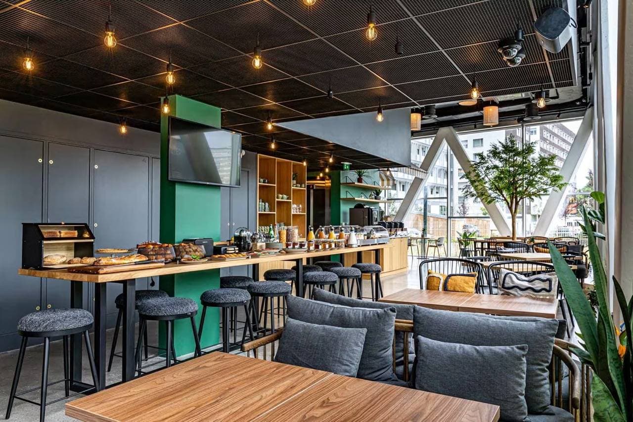 Best Western M-Treize Paris Asnieres 4