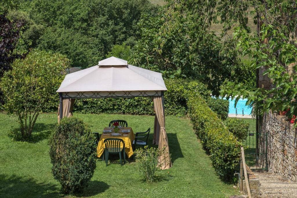 Villa e Fattoria di Radi 13