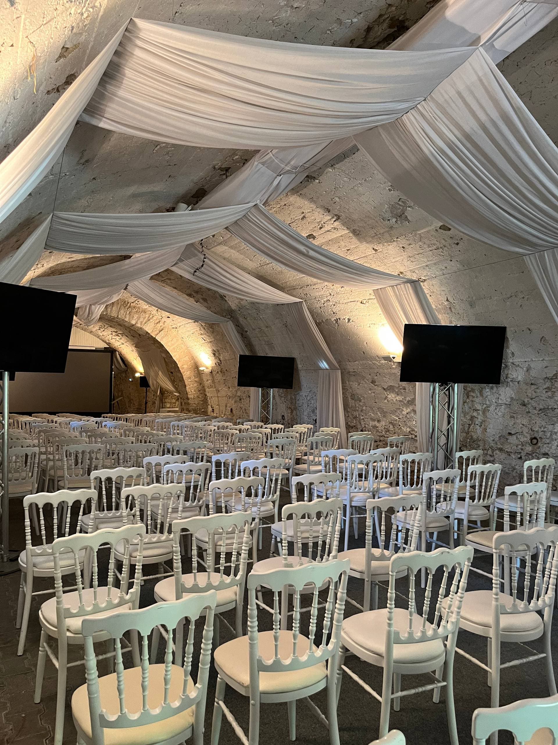 Le Château de Chapeau Cornu 34