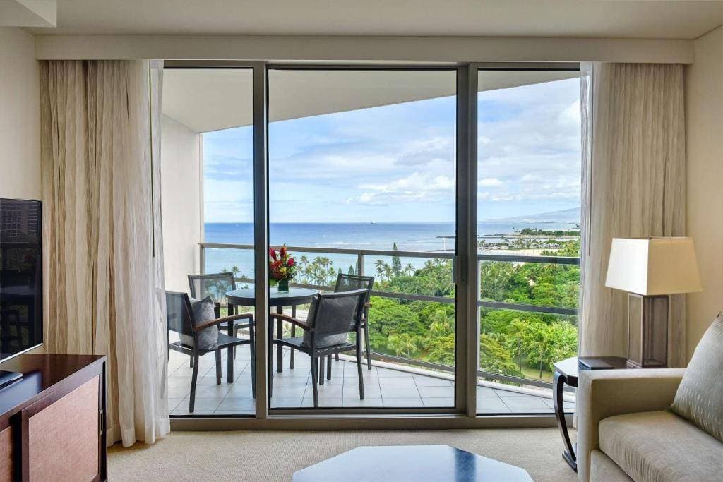 Ka La'i Waikiki Beach, LXR Hotels & Resorts 17