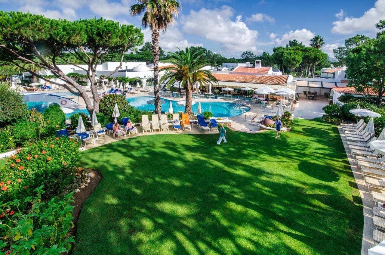 Four Seasons Country Club 6