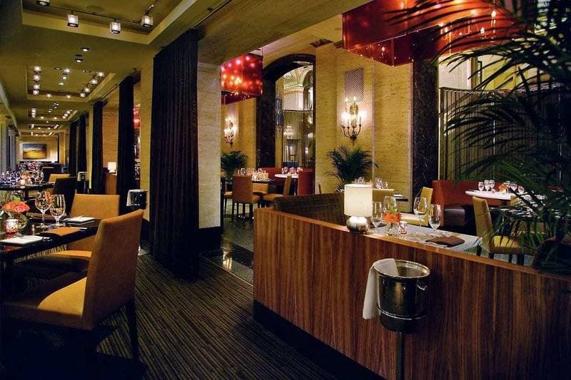 Palmer House, A Hilton Hotel 15