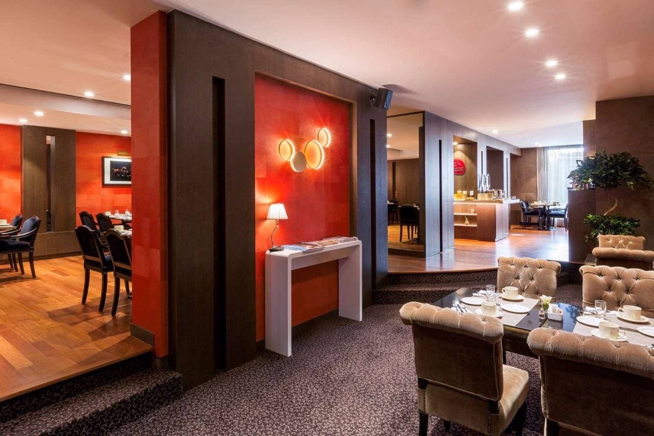Best Western Premier Hotel de la Poste & Spa 10