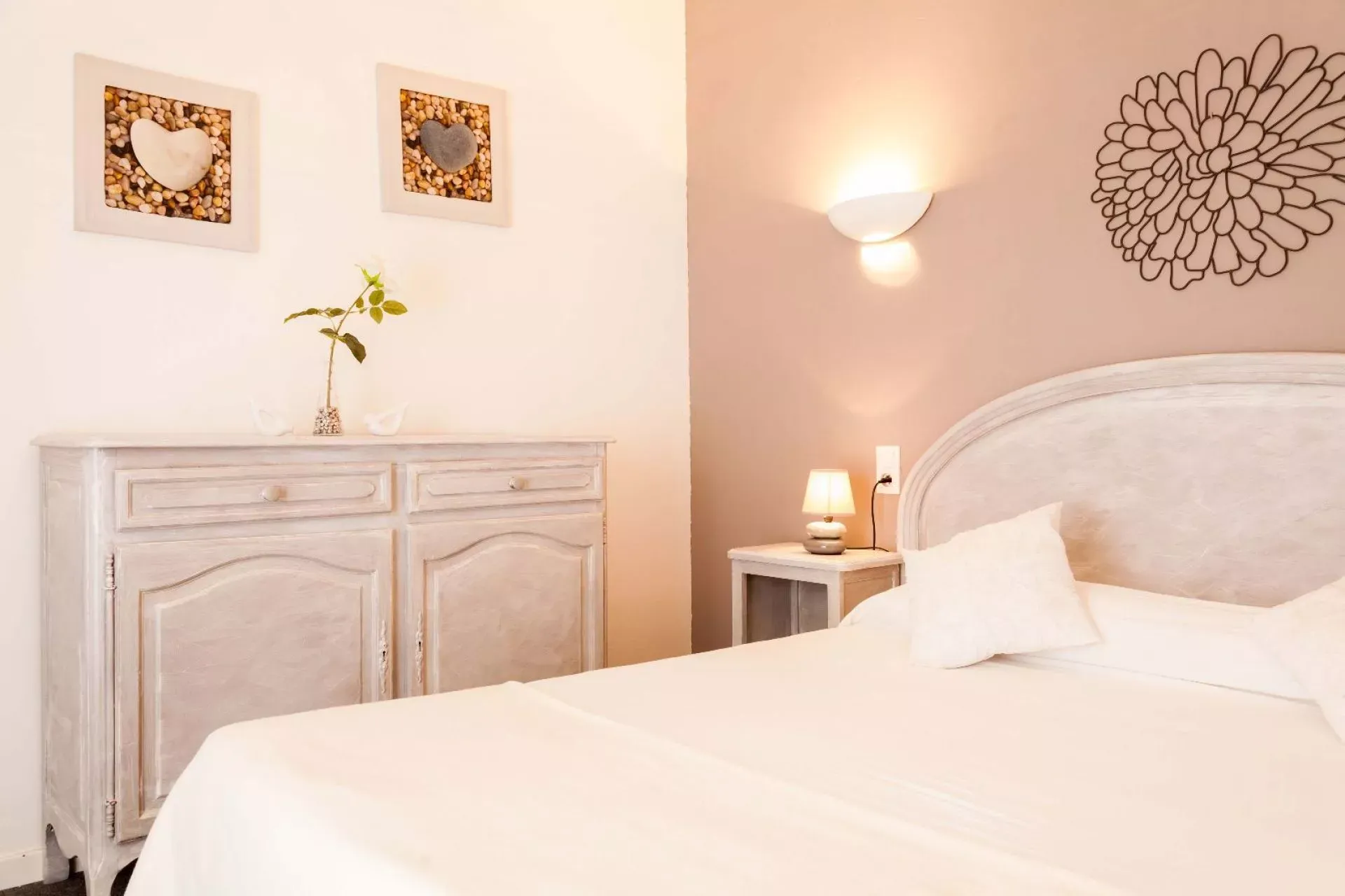 Hôtel Le Petit Manoir 19