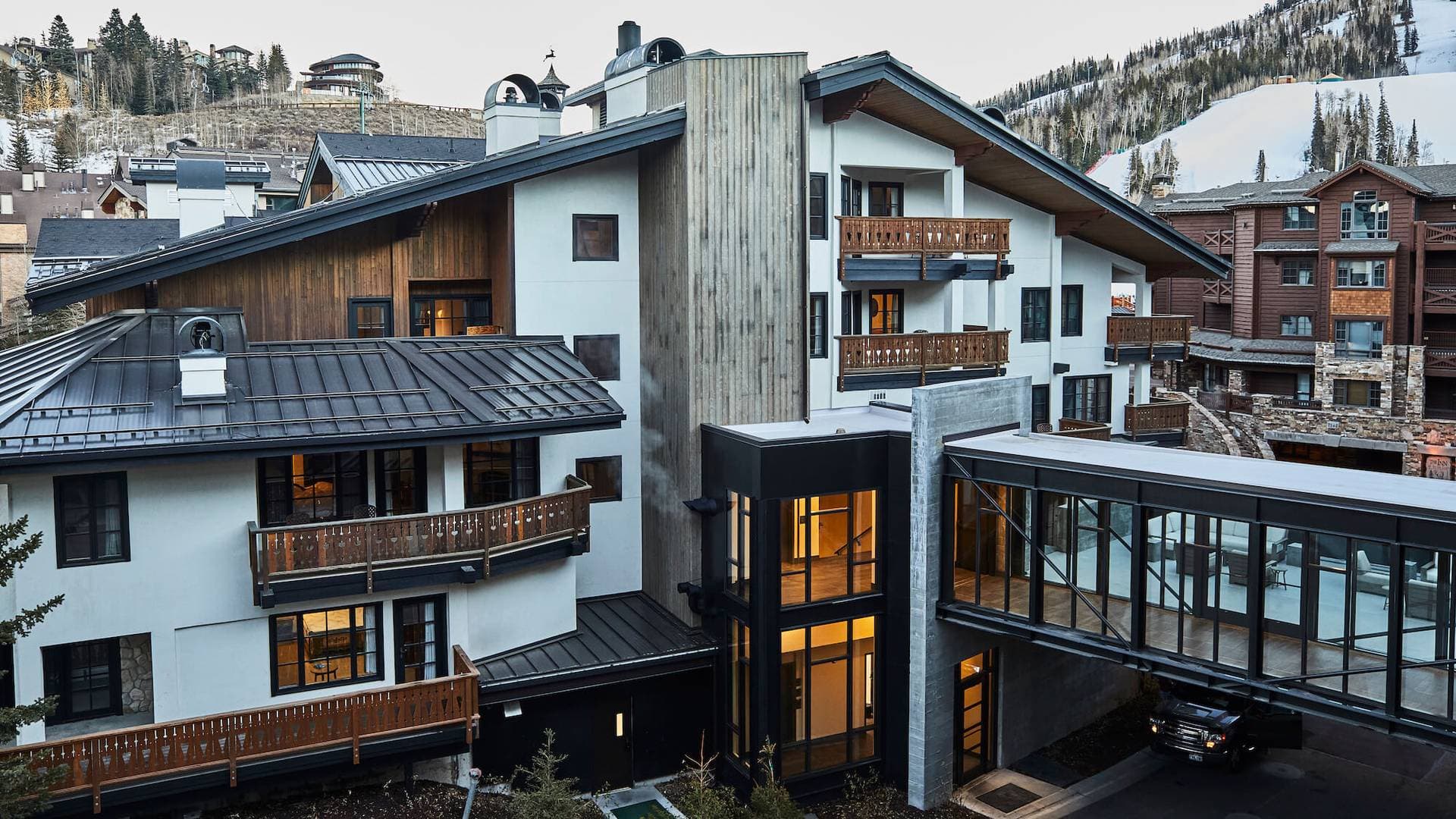 Goldener Hirsch, Auberge Resorts Collection 33