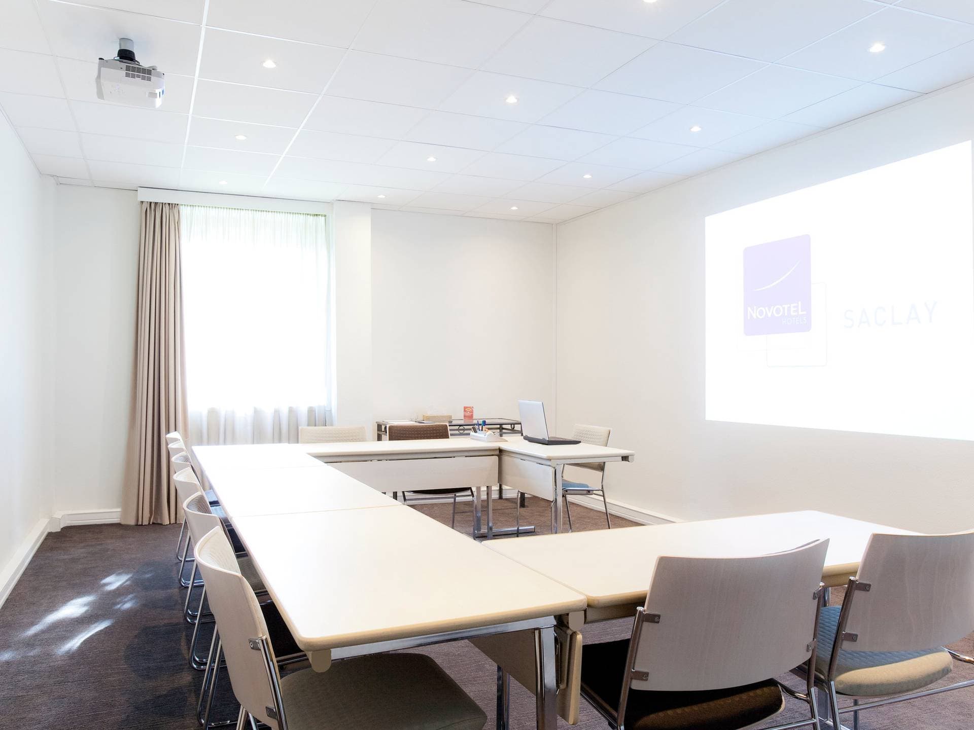 Novotel Paris Saclay 13