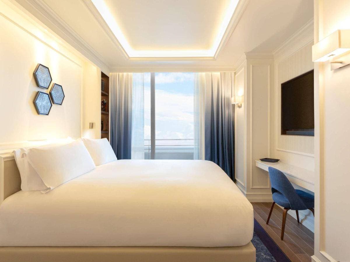 Sofitel Barcelona Skipper 22