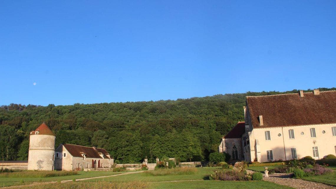 L'Abbaye de Reigny et le logis Saint-François 34
