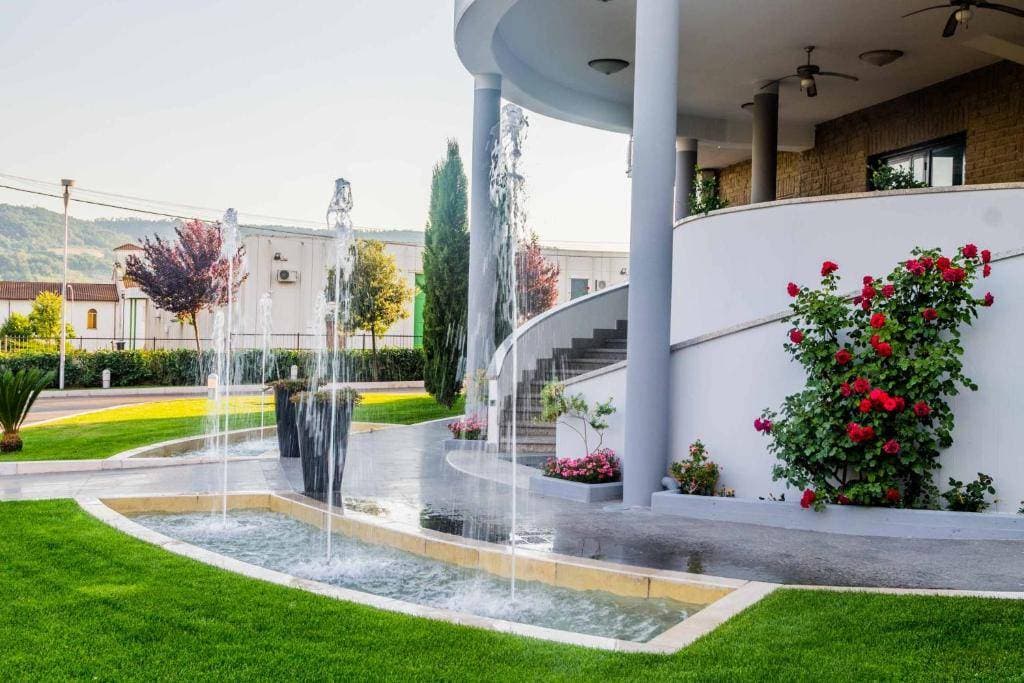 Aquila Hotel 5