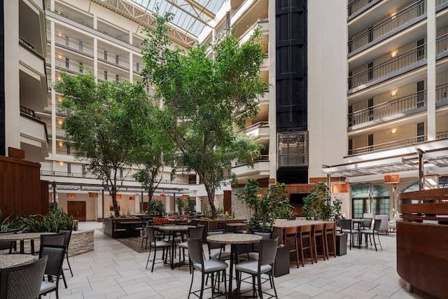 Embassy Suites by Hilton Nashville Downtown 11