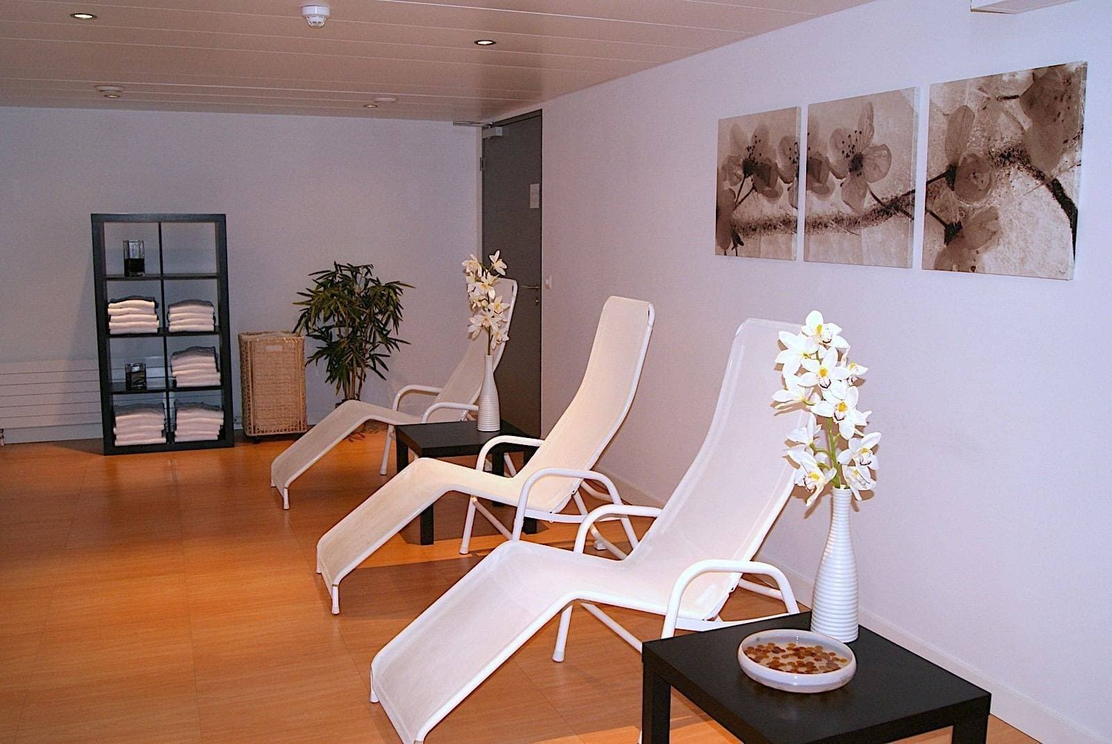 Airport Hotel Basel 9