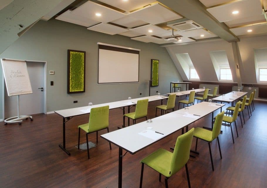 Hotel Schloss Reinach 10