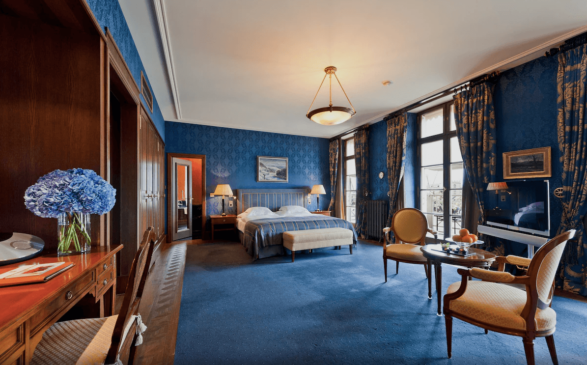 L'Hotel Les Trois Rois 12
