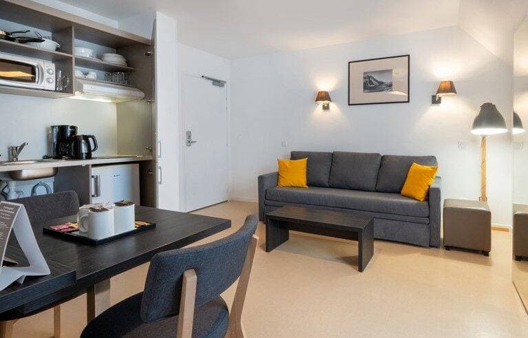 Appart'hôtel Odalys Rennes Lorgeril 12