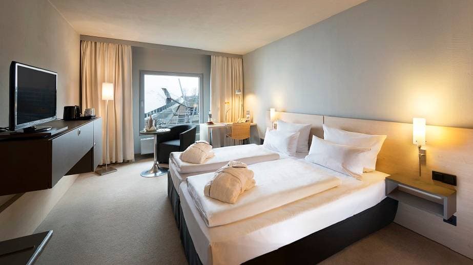 ATLANTIC Hotel Universum 6