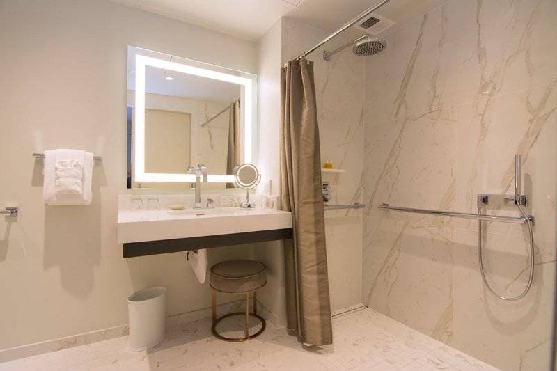 The Benson Portland, Curio Collection by Hilton 20