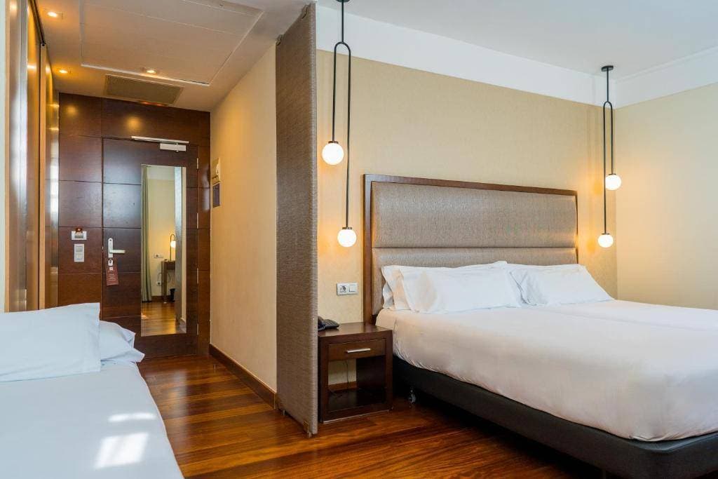 Hotel Compostela 15