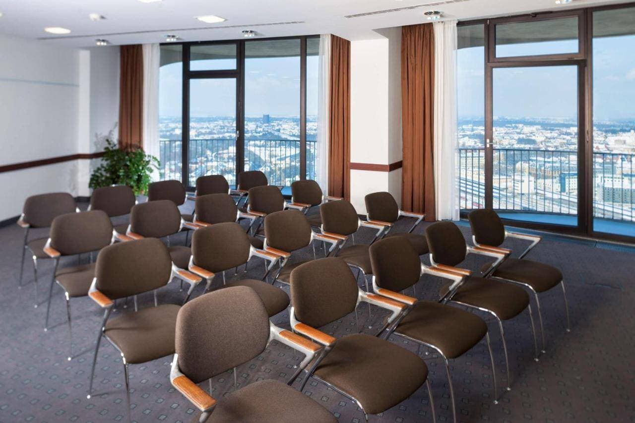 Hotel Dorint An der Kongresshalle Augsburg 20