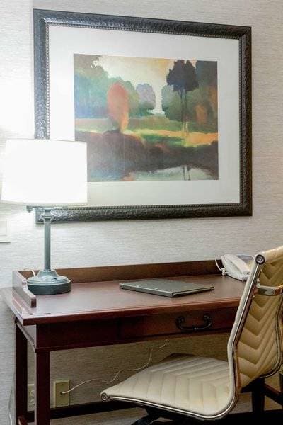 Embassy Suites by Hilton Lexington Green 11