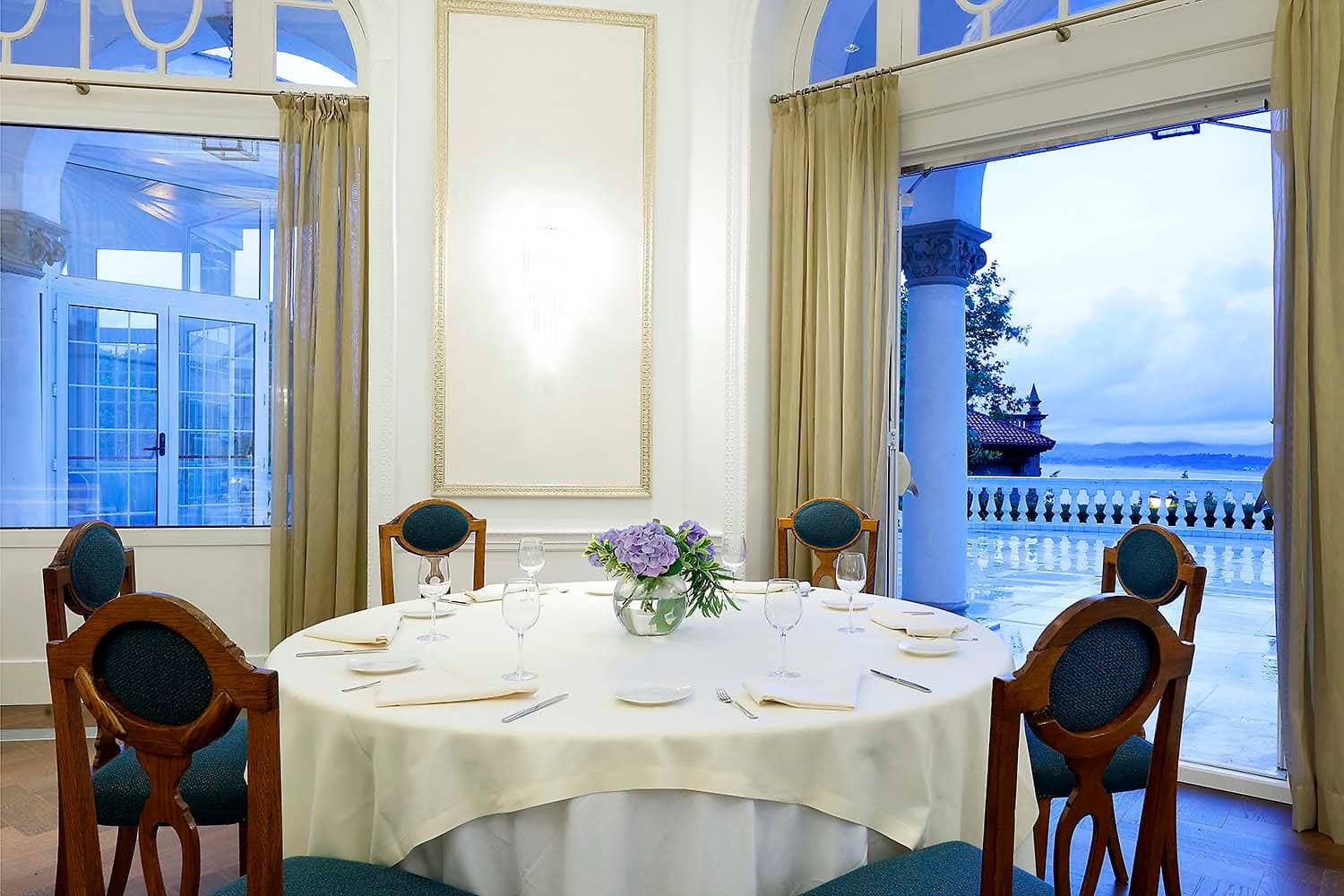 Eurostars Hotel Real 6