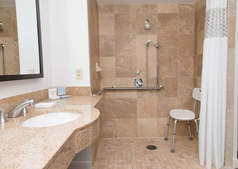 Hampton Inn & Suites Albany Downtown 17