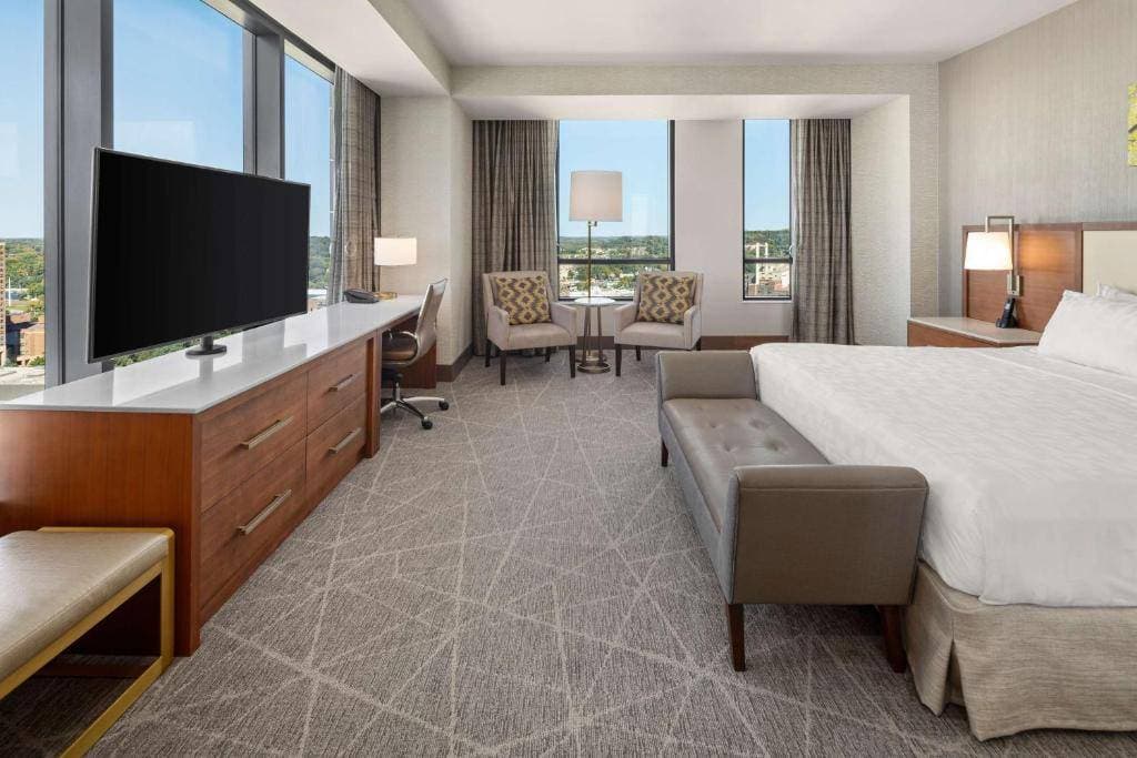 Hilton Rochester Mayo Clinic Area 21