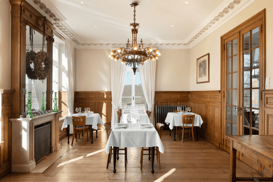 Chateau Charles 8