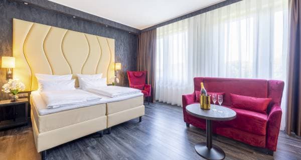 PLAZA Premium Schwerin 12
