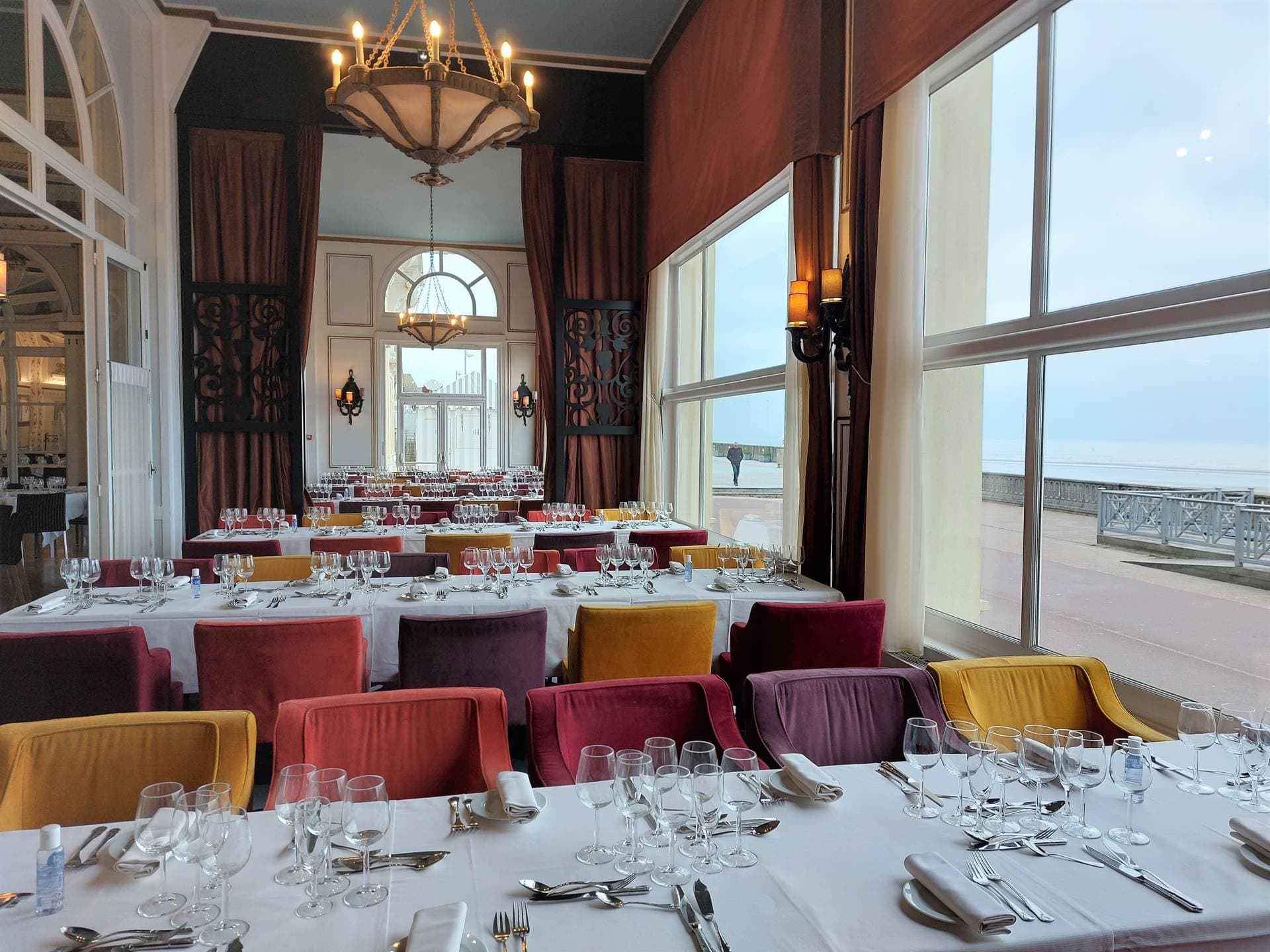 Le Grand Hôtel Cabourg 9