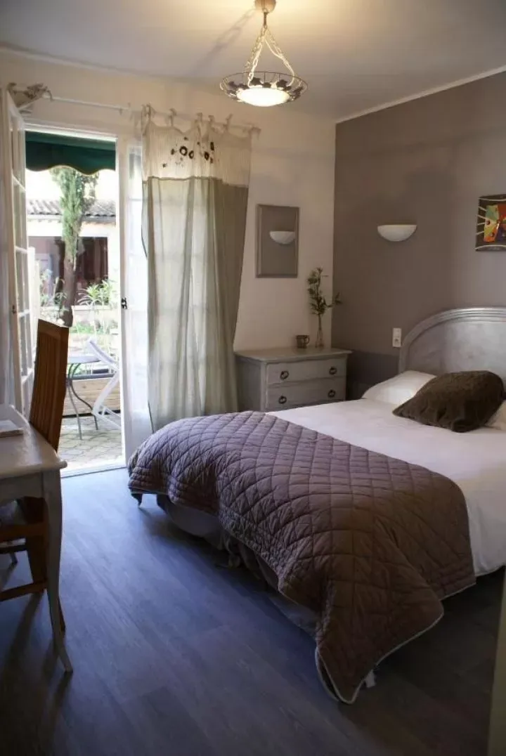 Hôtel Le Petit Manoir 17