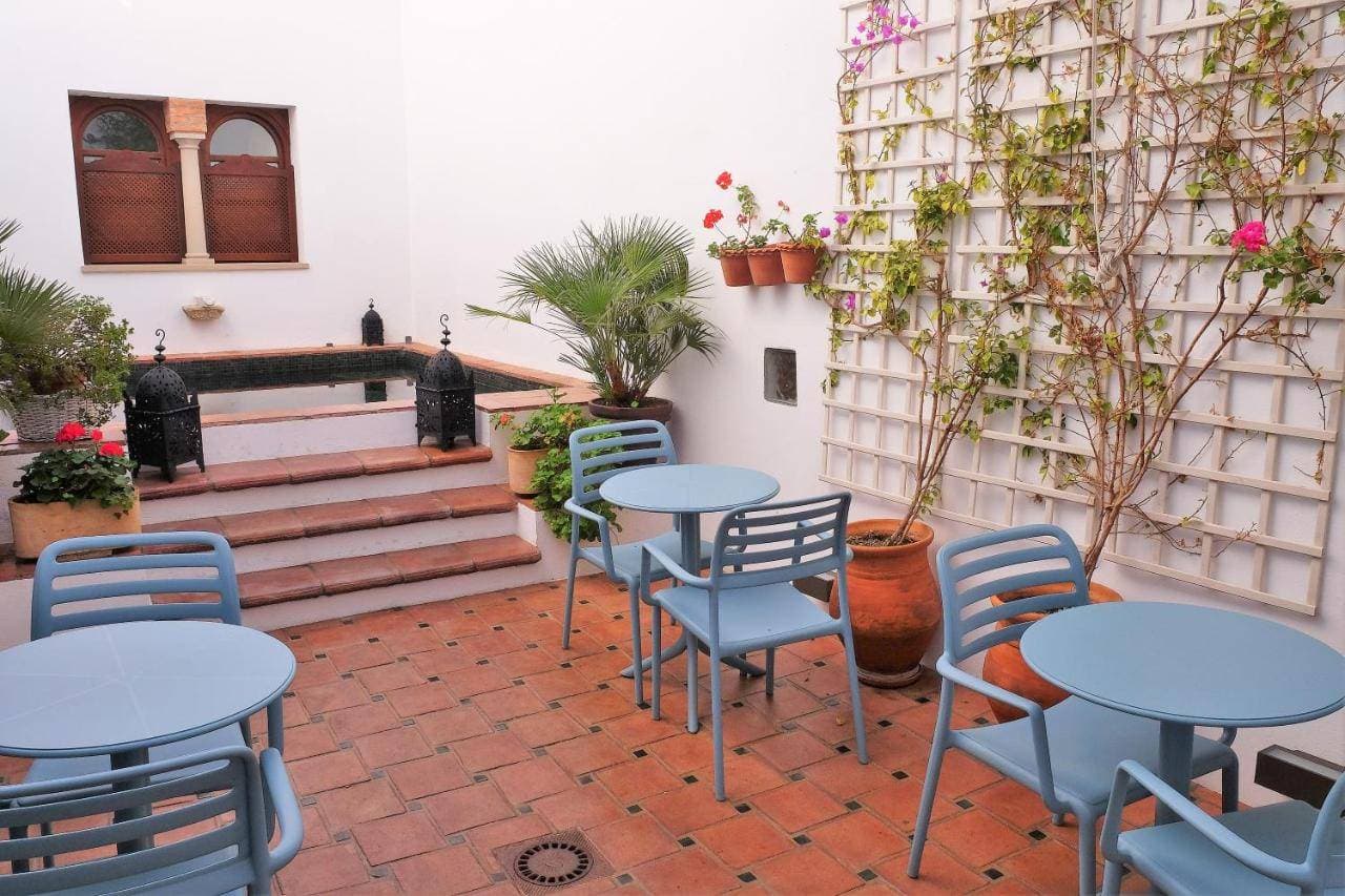 ApartaSuites Alberca 24