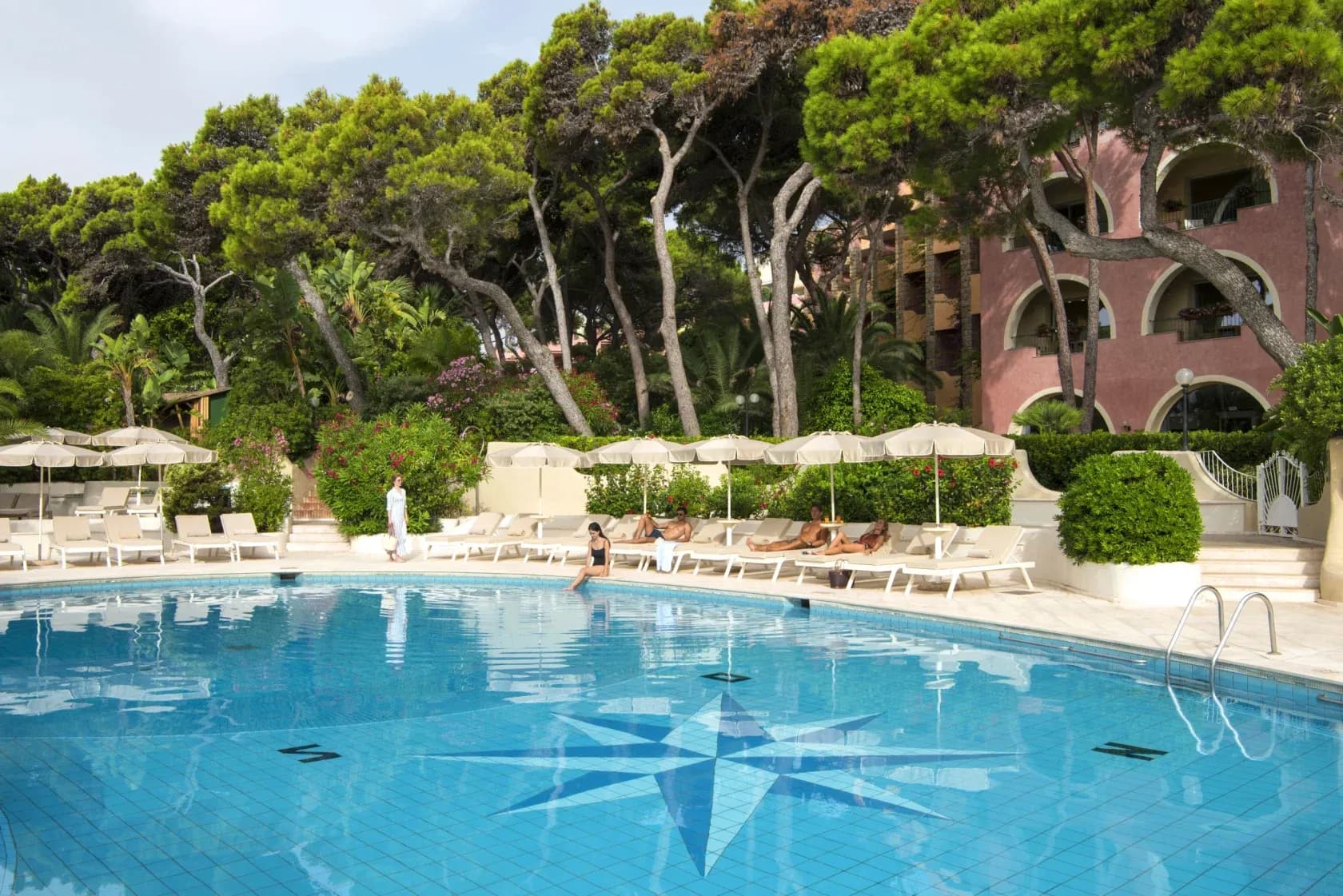 ForteVillage Resort - Hotel Castillo 18