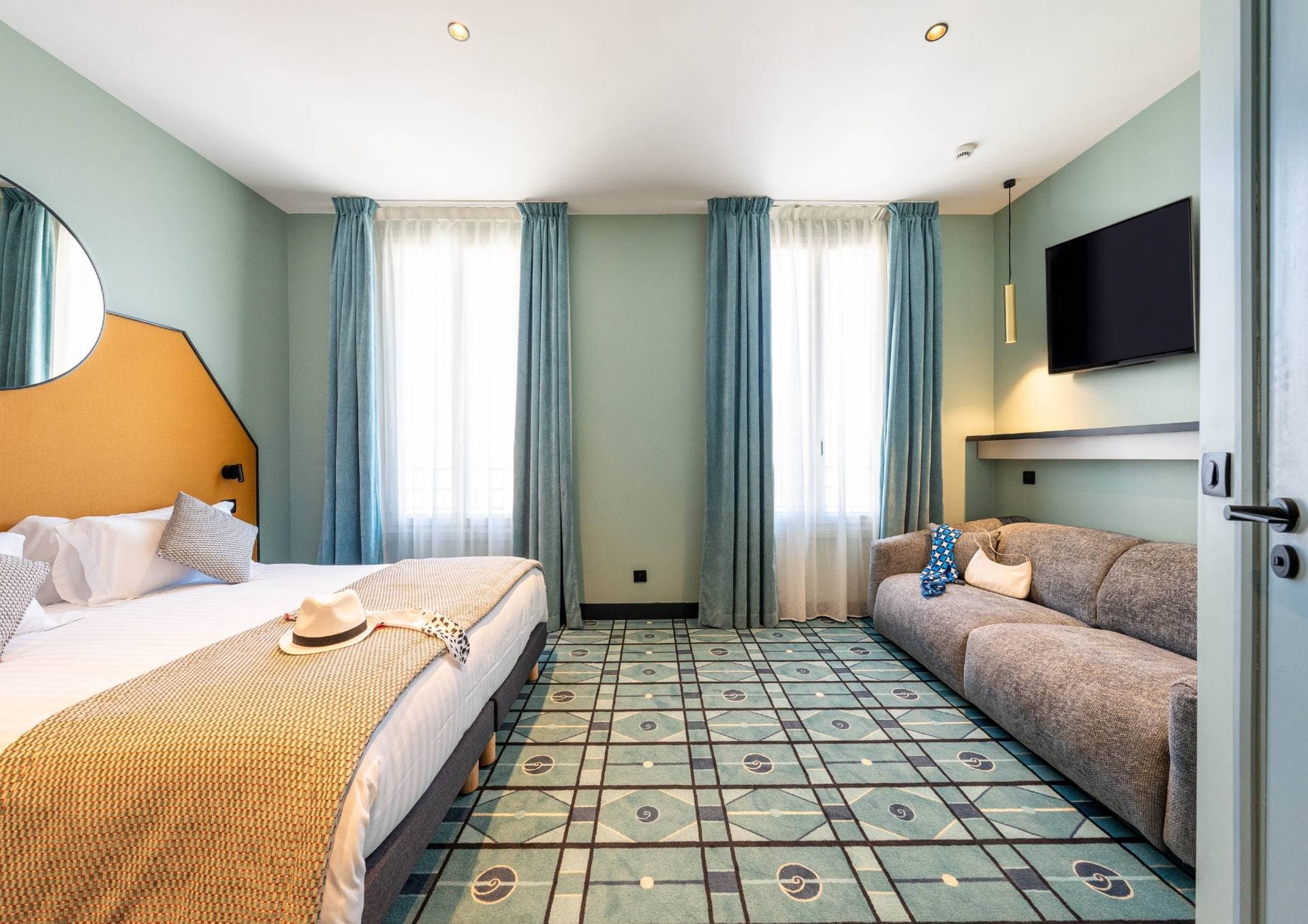 Hôtel CASA MOHO - Juan les pins  72