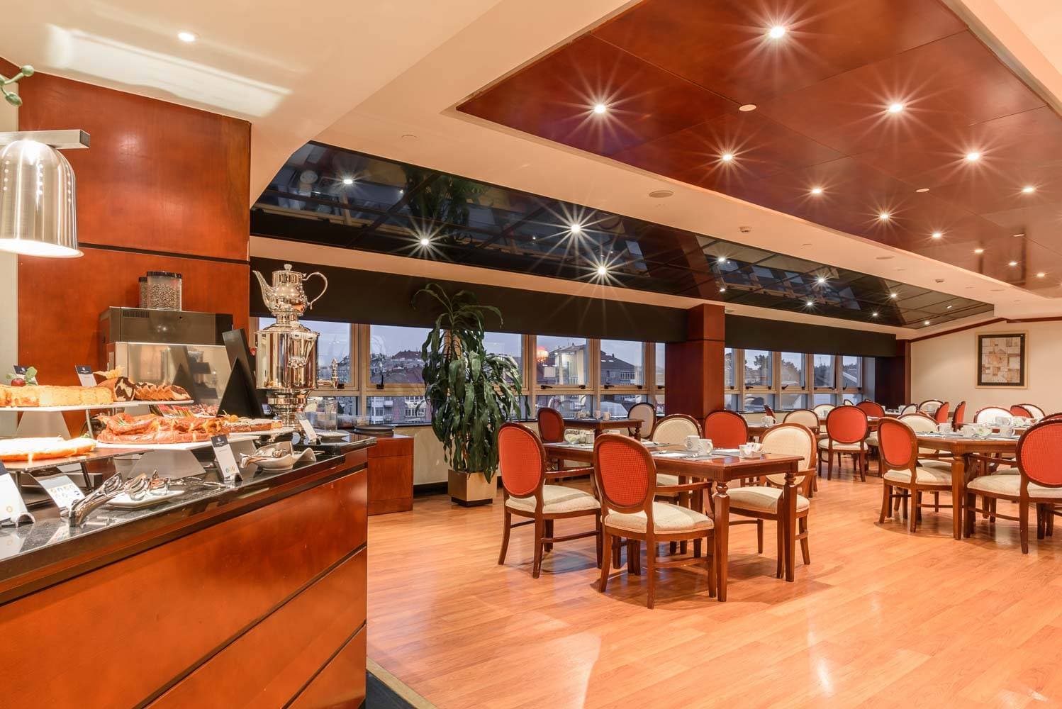 Eurostars Gran Hotel Santiago 10