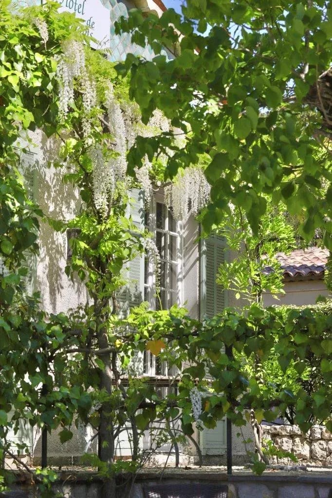 La Bastide de Mougins**** 10