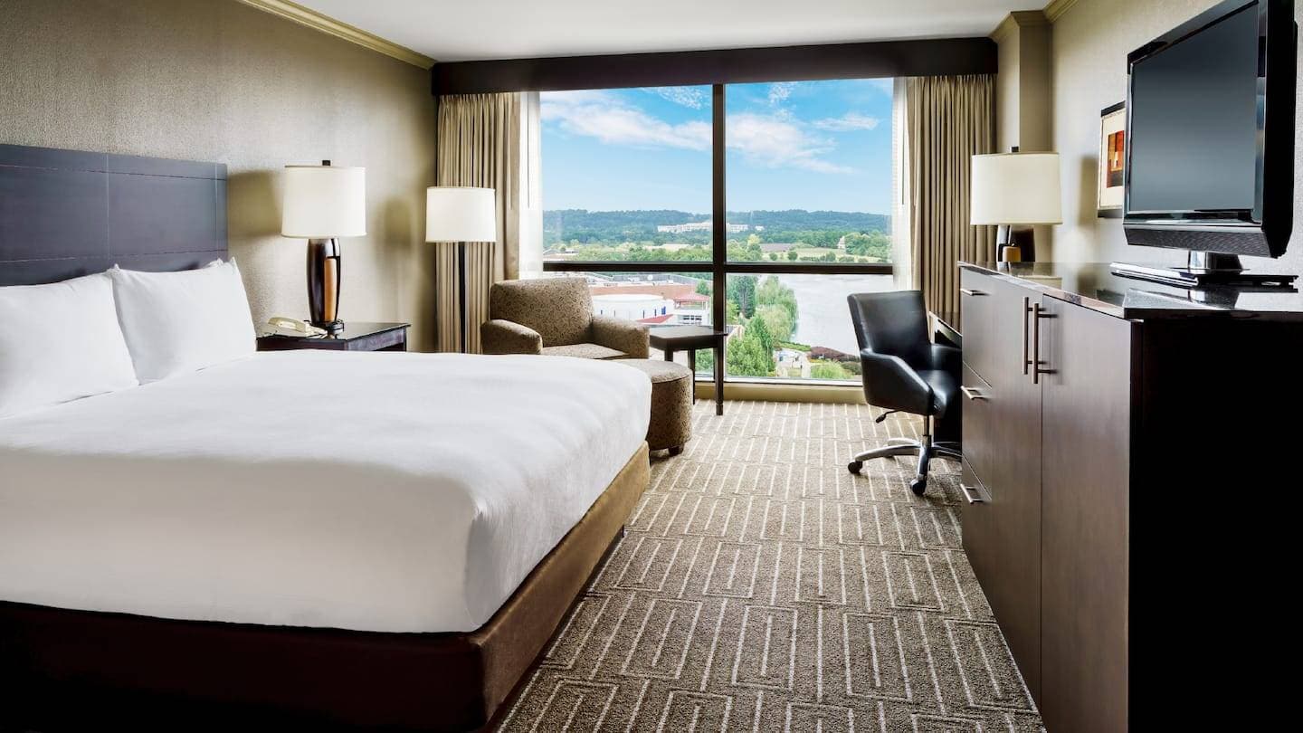Hilton Charlotte University Place 42