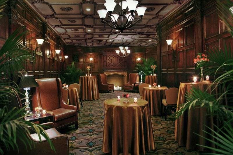 Palmer House, A Hilton Hotel 10