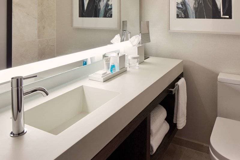 Conrad New York Downtown 13