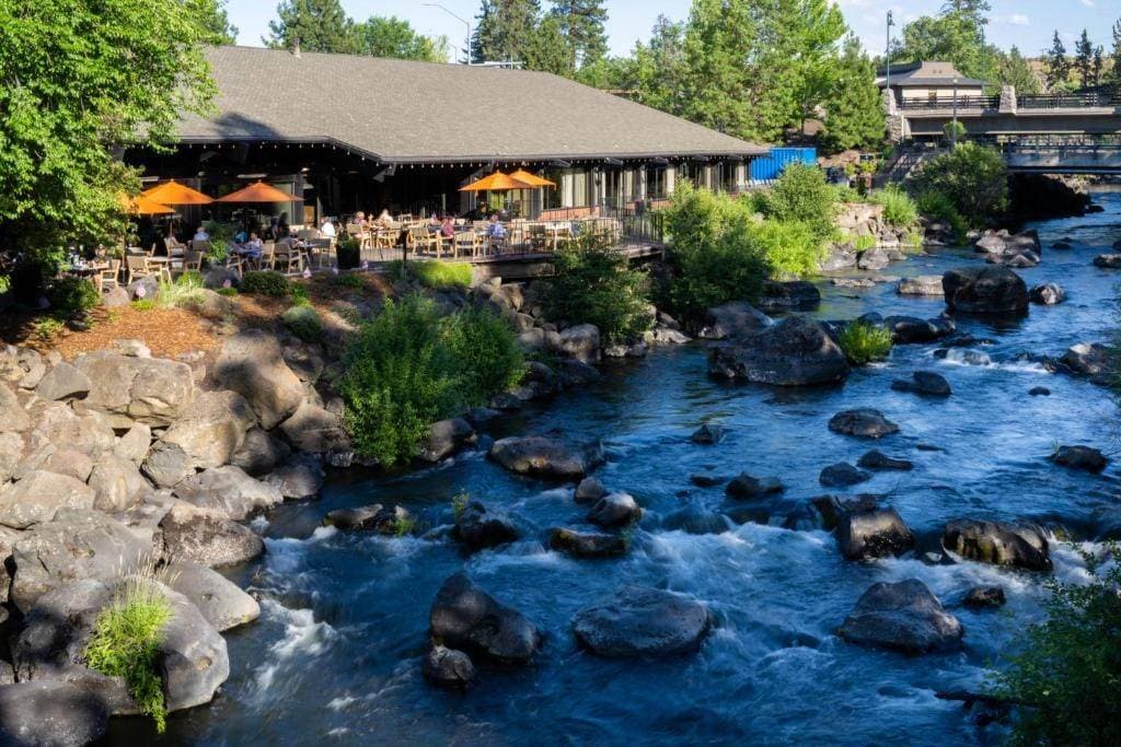 Riverhouse Lodge and Events Center 3