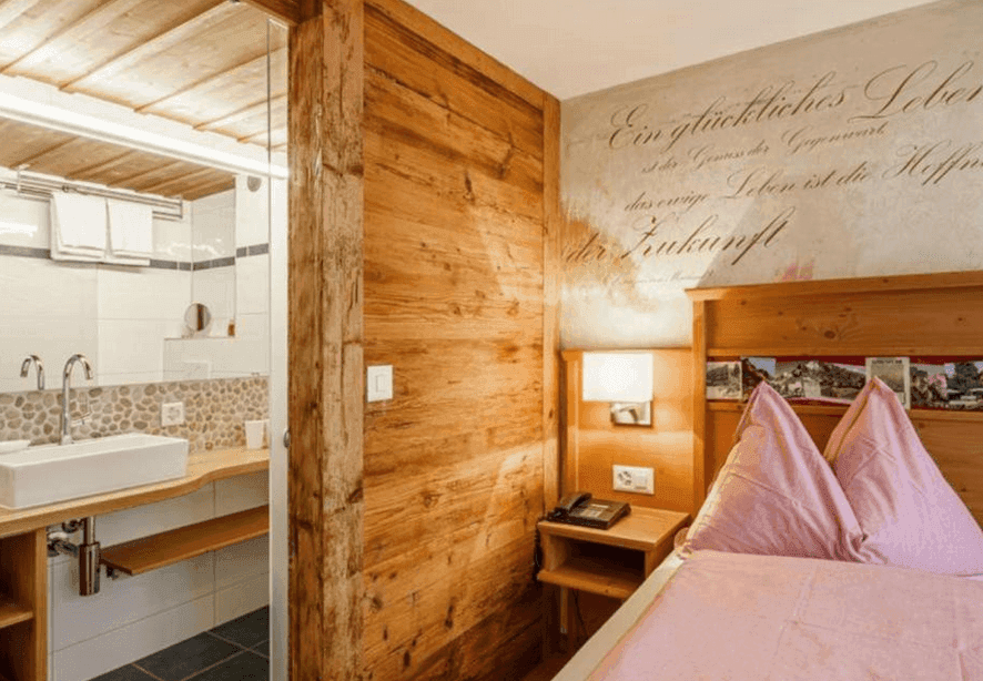 Hotel Alpenblick 12