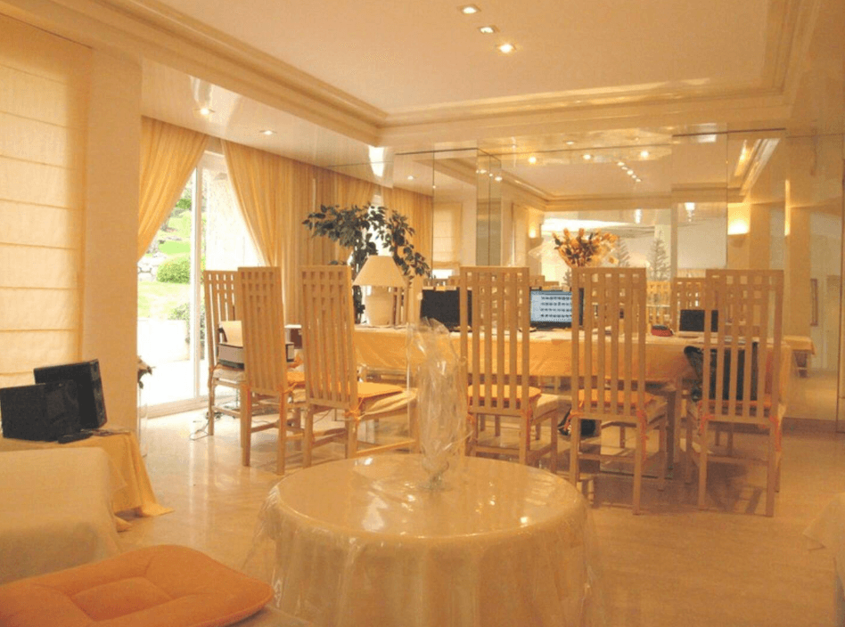 The Californian House 15