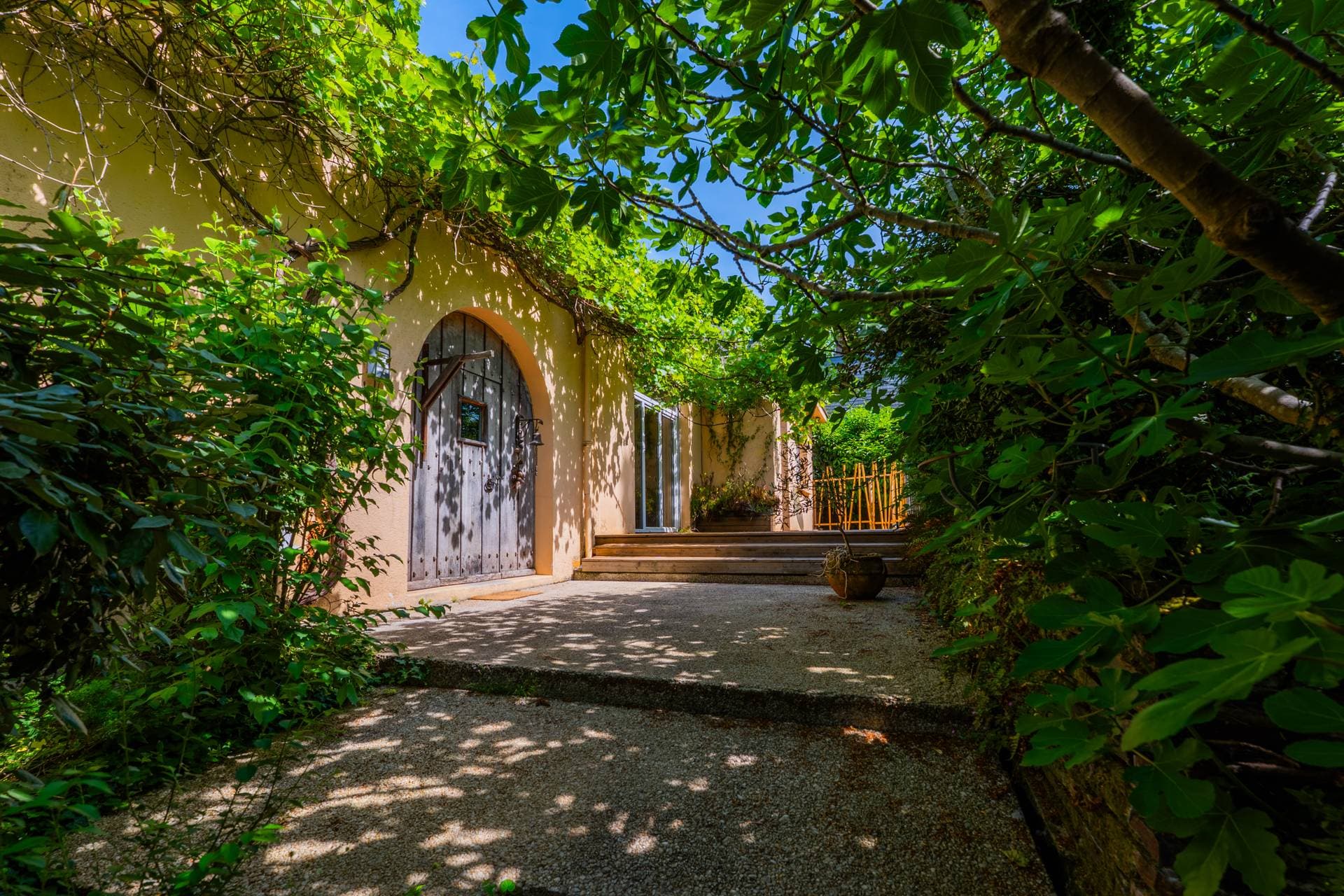 Villa côté rue