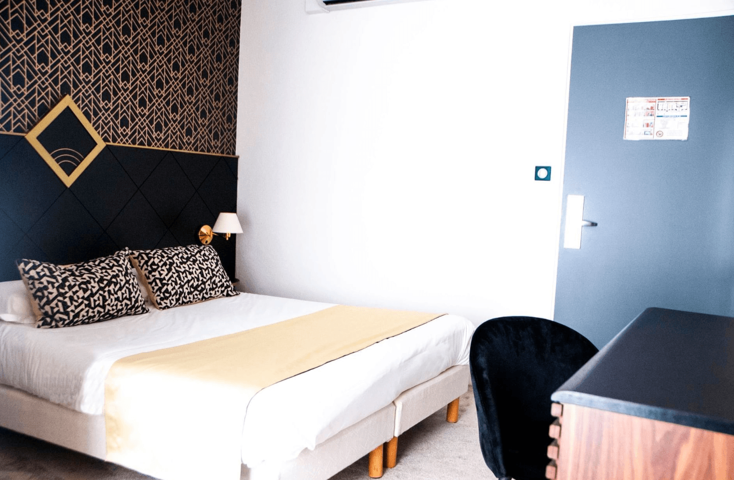 L'Hôtel Bristol 9