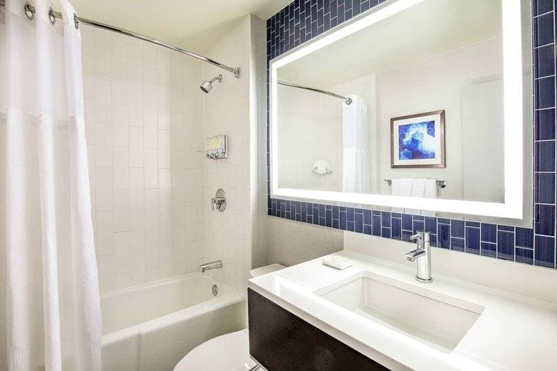 Royal Sonesta Boston 30