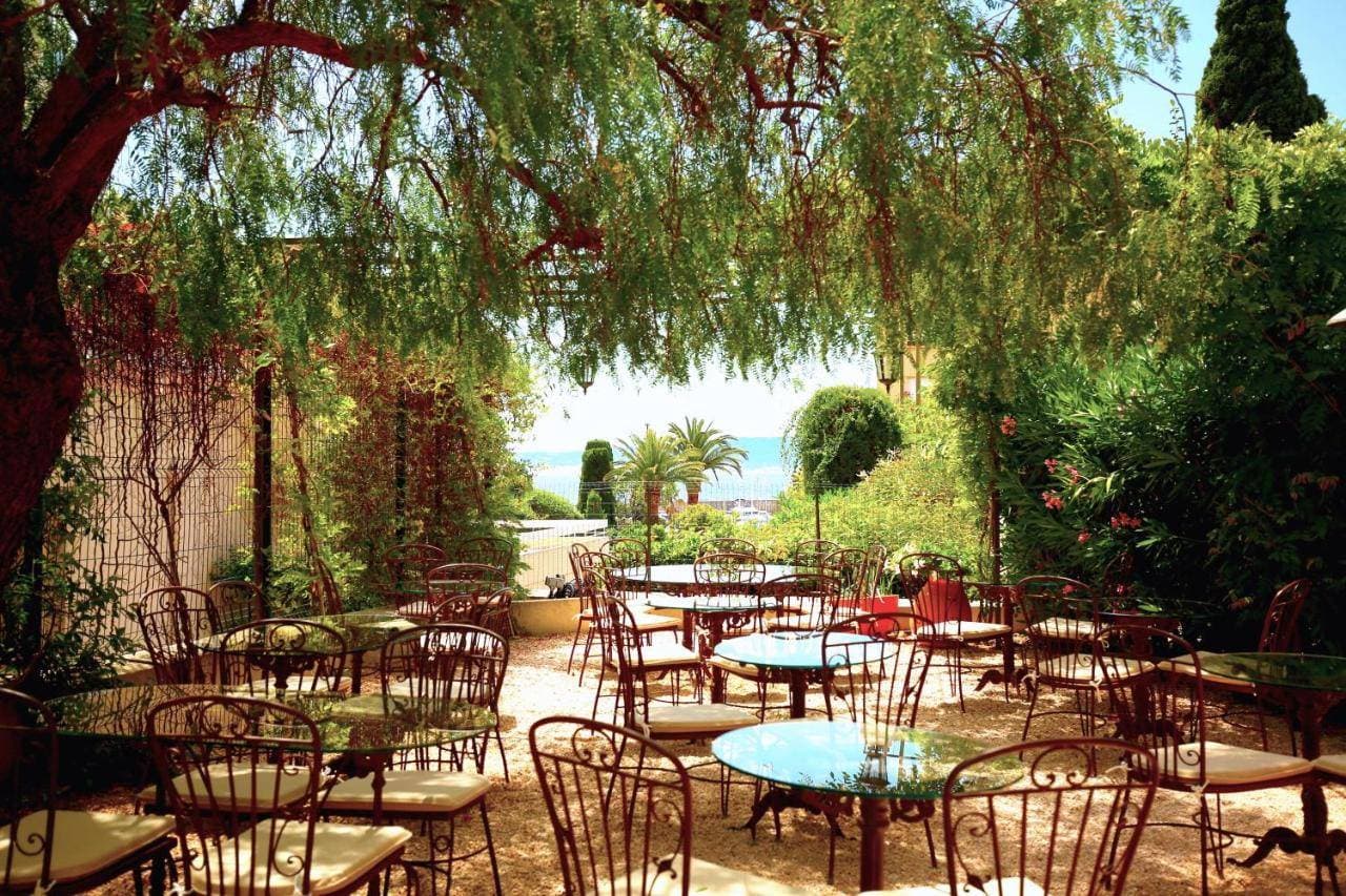 Hôtel Royal Bon Repos 4
